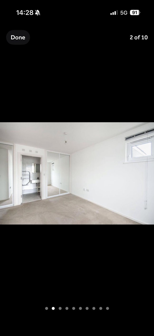 Room available for rent Main Photo