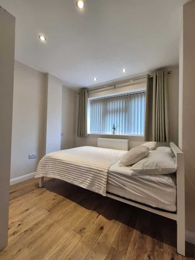 Best Living Space in Barton Hills - RoomsBySue Main Photo