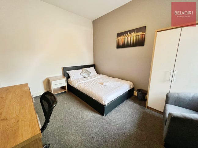 Large En-Suite Room Available in Cleethorpes Main Photo