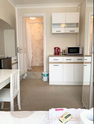 Single Studio Colindale Mill Hill Station 10min  Main Photo