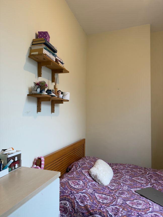 Room in Hammersmith Main Photo