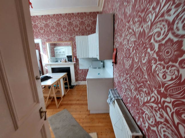 Spacious room for professional  Main Photo