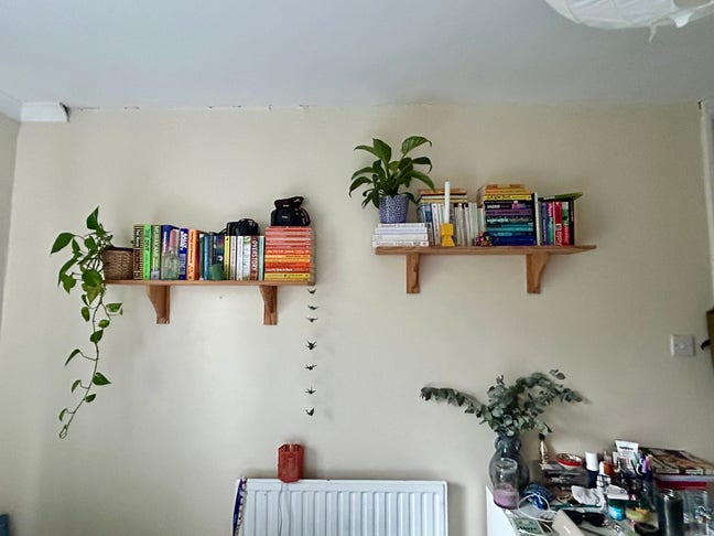 Spacious Double Room in Mile End  Main Photo