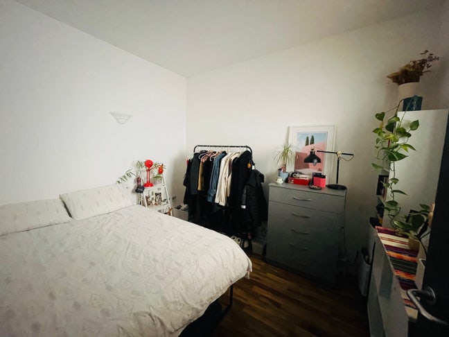 Cozy double room in Dalston - SUBLET Jan-May! Main Photo