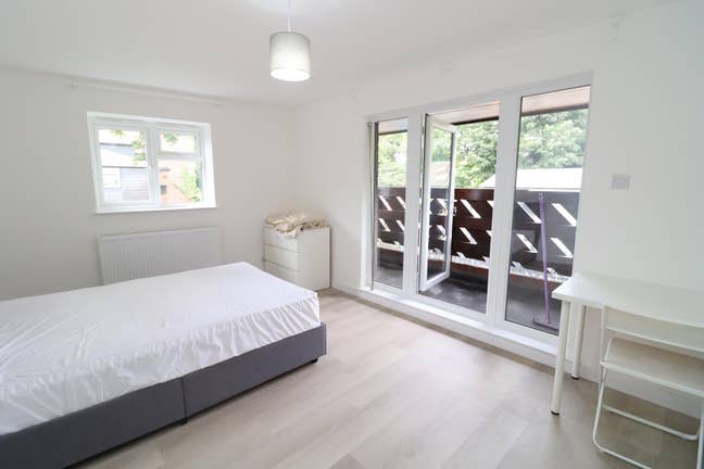 Three Double Rooms Along the River Main Photo