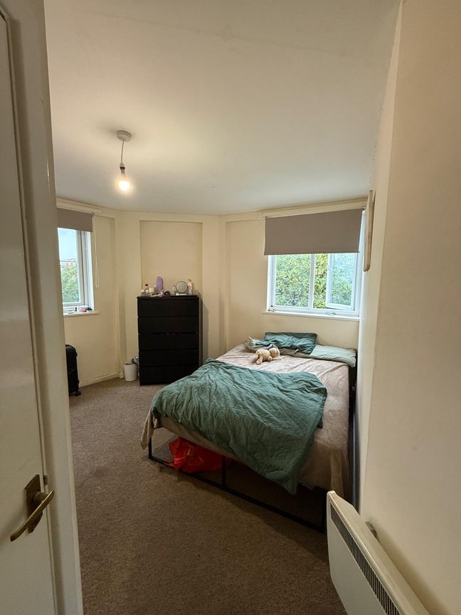 Room available  Main Photo