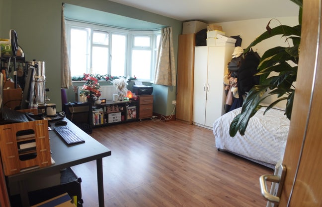 Extra large double room - February-April 2026 rent Main Photo