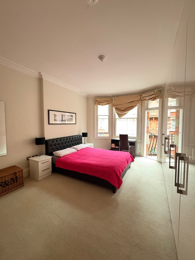 En-suite bedroom near Baker Street station Main Photo