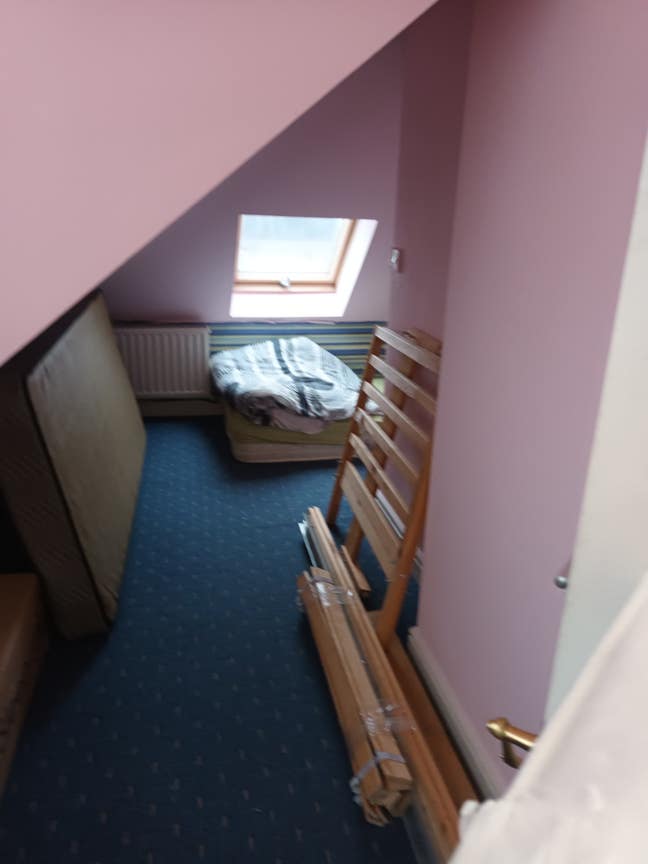 2x Double rooms in a private semi detached. Main Photo