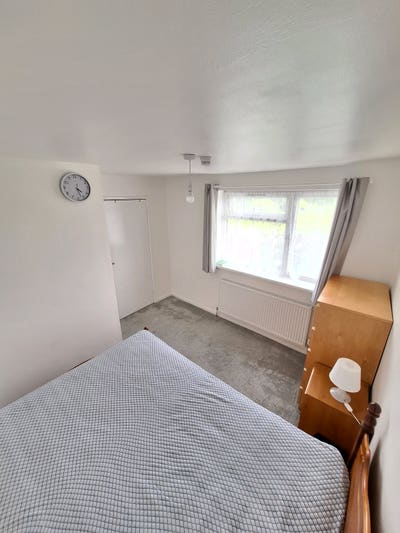 Double room available for rent Main Photo