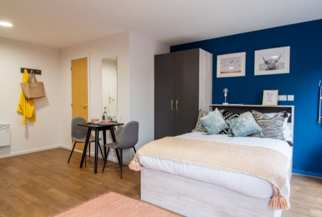 Single Occupancy, Bright and Clean Main Photo