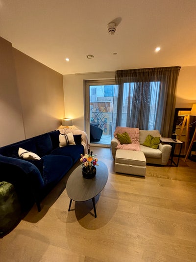 Bright and Friendly Apartment in E&C Main Photo