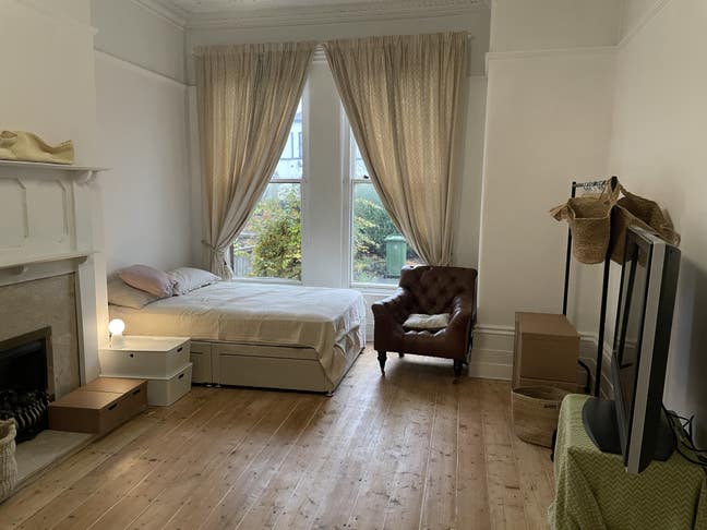 This is a nice home. We are friendly and chilled,t Main Photo