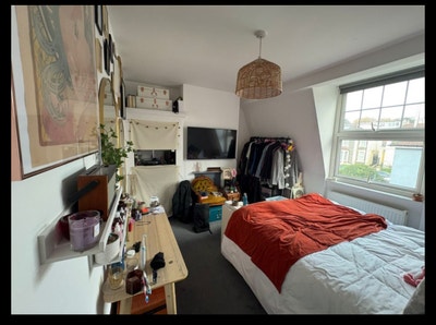 Room in friendly houseshare on Gloucester Road Main Photo