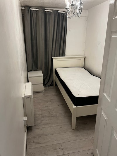 Single room in Leytonstone – Great Transport Links Main Photo