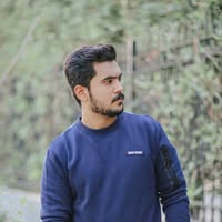 Professional Male seeks a single or double room Main Photo