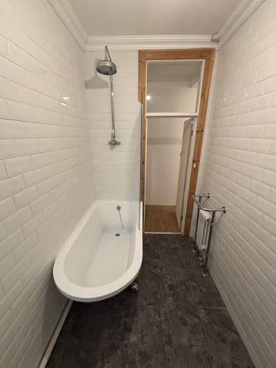 2 bedroom garden conservatory bills included  Main Photo