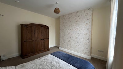 Room with private bathroom  Main Photo