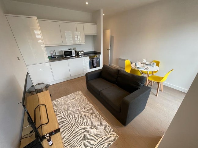 Pearl Bay - Luxury Apartment in St Albans  Main Photo