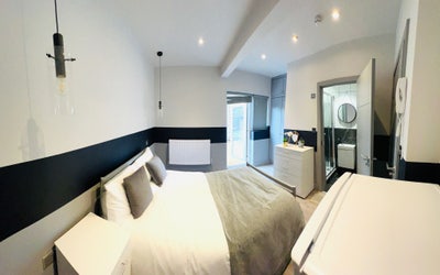 🛏️ Ensuite Room to Let in - Hackney Main Photo