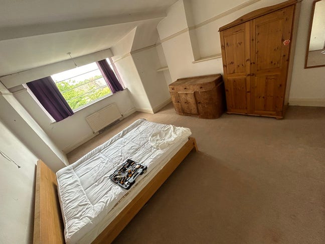 Large double room in Muswell Hill Main Photo