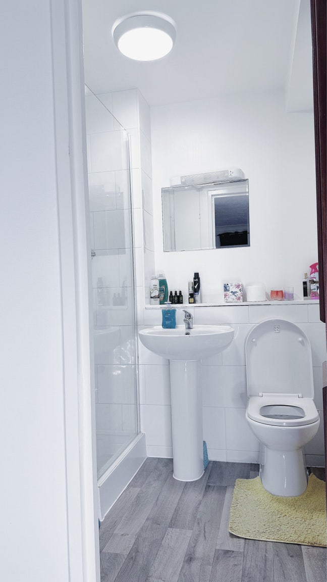 En-suite A Main Photo