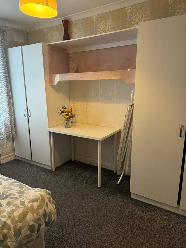 Large Double room for a single person. Main Photo