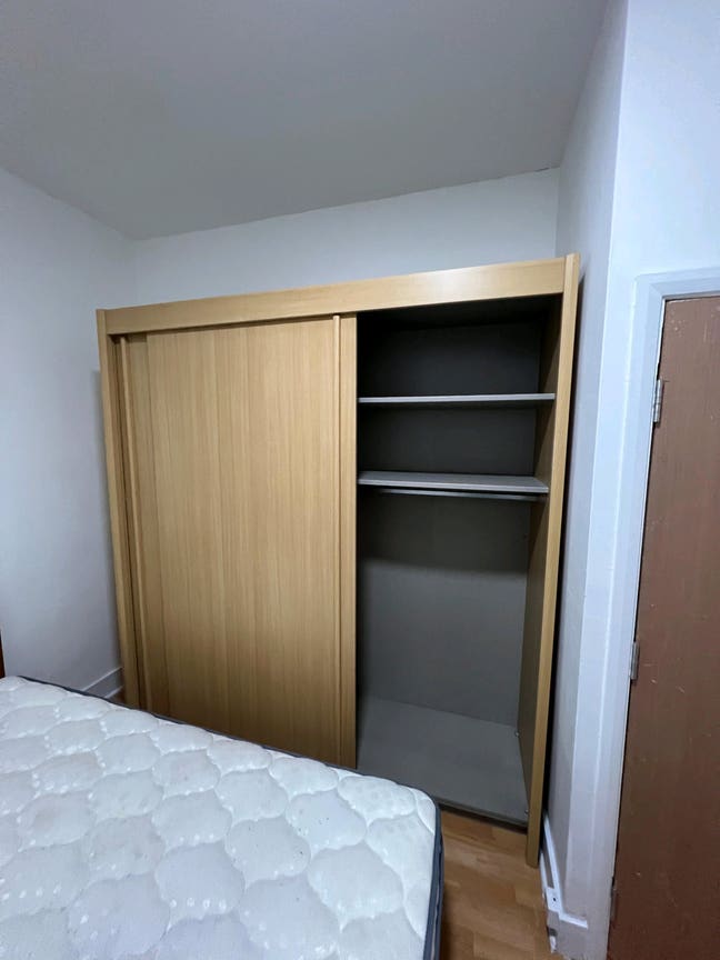 Double bedroom to rent Main Photo
