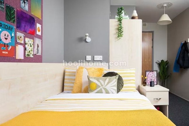 Leicester ensuite sublet Main Photo