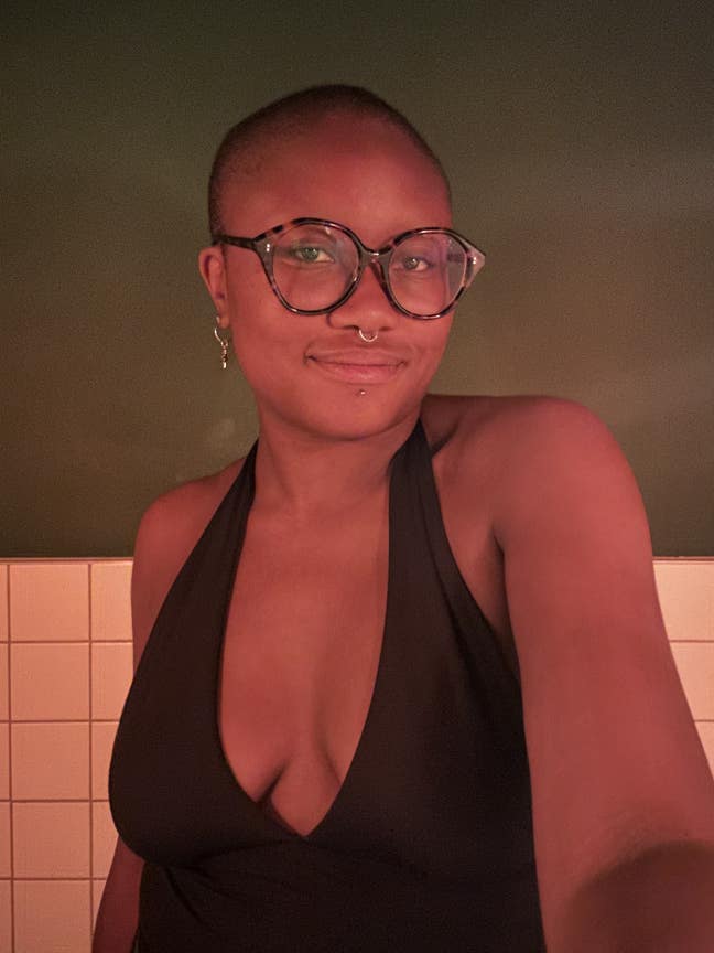 Professional looking for room in W or N London!!! Main Photo