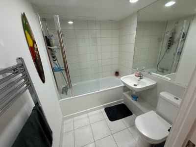 Double room to rent Main Photo