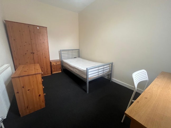 Single room available in NR3 Main Photo