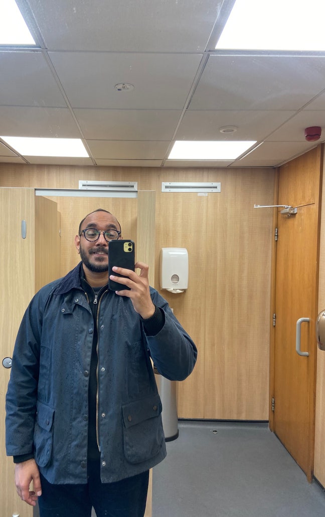 Looking for a room near train stations! Main Photo