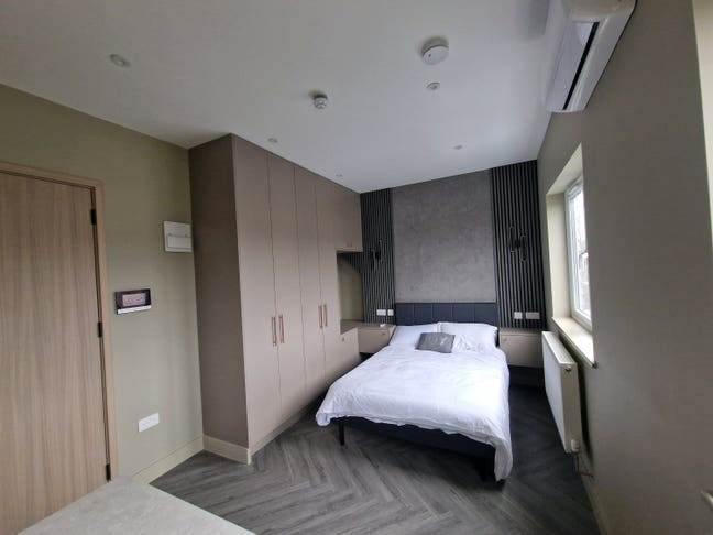 Studio Flat, West End Road, HA4 Main Photo