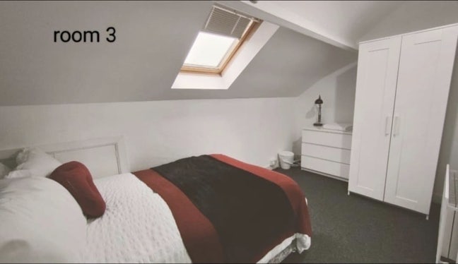 Room available immediately on Donegall Avenue  Main Photo