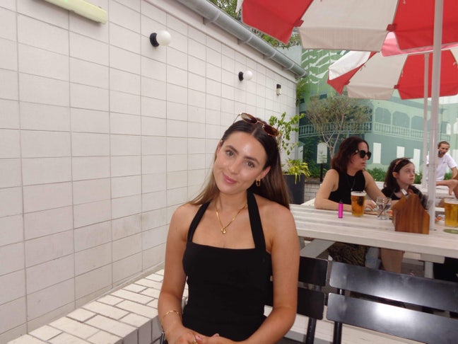 Looking for room to rent/team up Main Photo