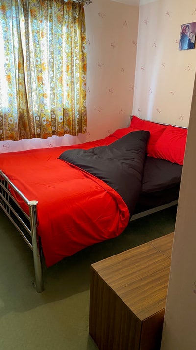 Double Room, North Springfield Main Photo