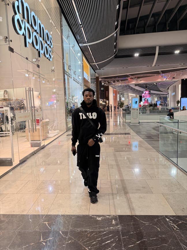 22 year old Male seeks a single or double room Main Photo