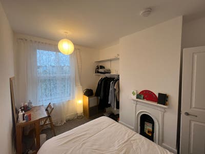 Double Room Available All Bills inc. Main Photo
