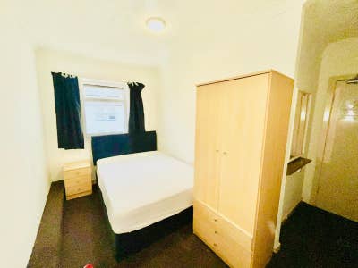 Double Ensuite Room - Blackpool North Shore Main Photo