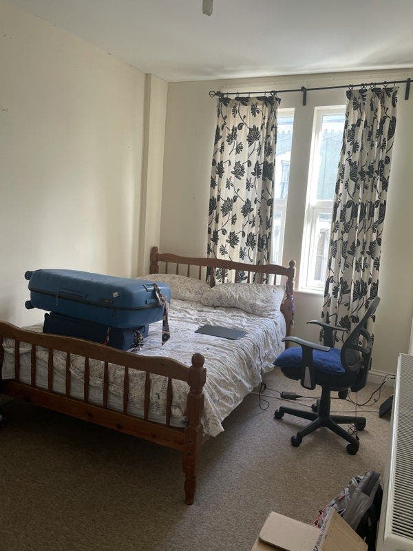 Two double rooms to rent in a shared house Main Photo