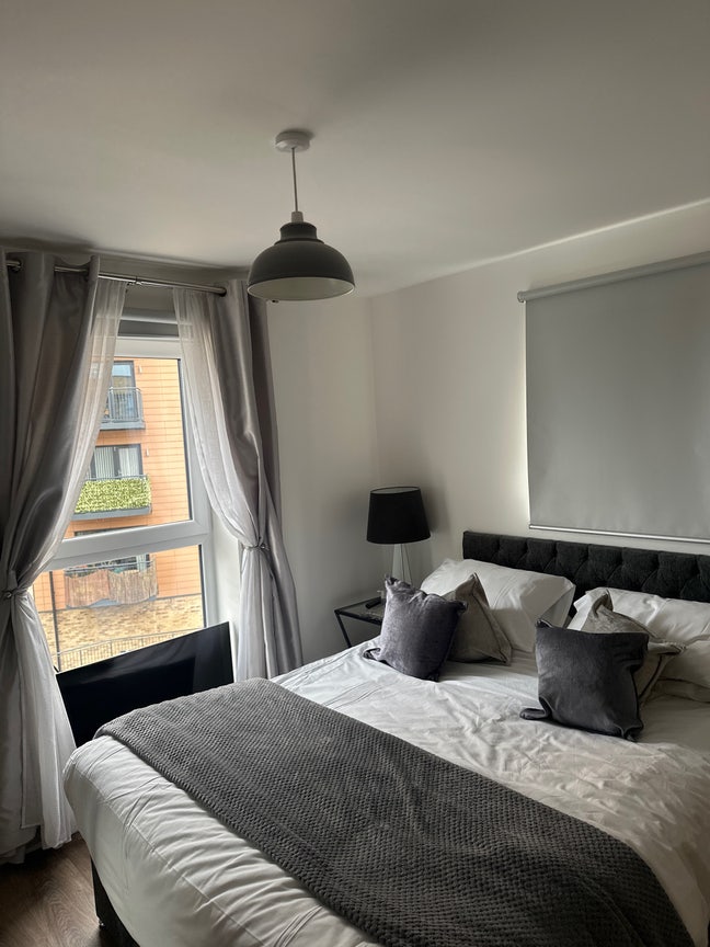 Furnished Double Room in 2-Bed Flat Main Photo
