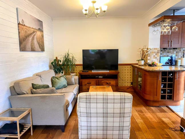 Cosy small double room in Clapham from February  Main Photo