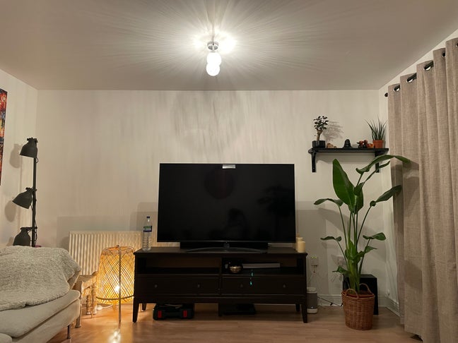 Large double rooms close to Harry Potter Studio Main Photo