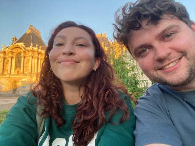 Couple looking for short term base in London Main Photo