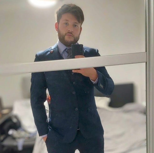 Male Engineer seeks double or single room Main Photo