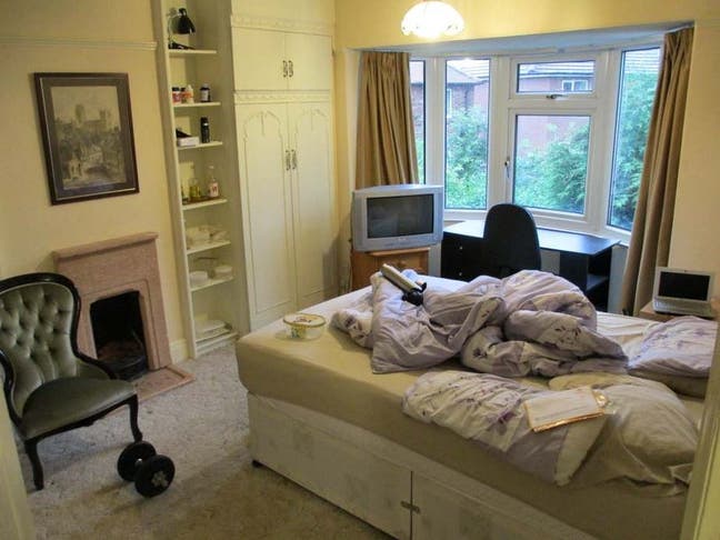 Double room near York University Main Photo