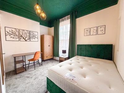 💥💎Beautiful, Large En-Suited Room - Boston💥💎 Main Photo