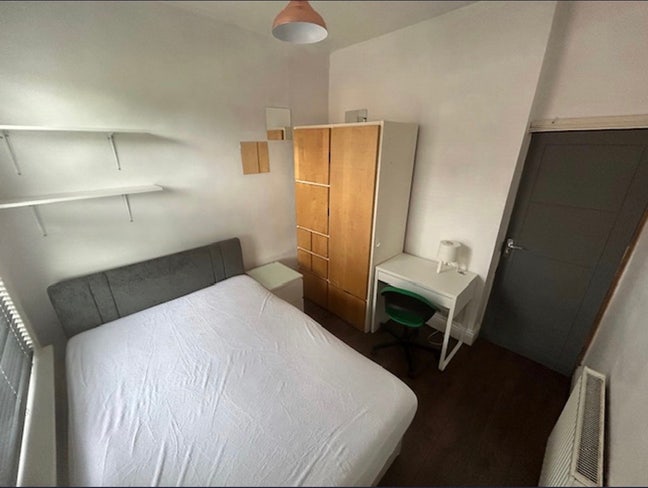 Levenshulme room to rent Main Photo