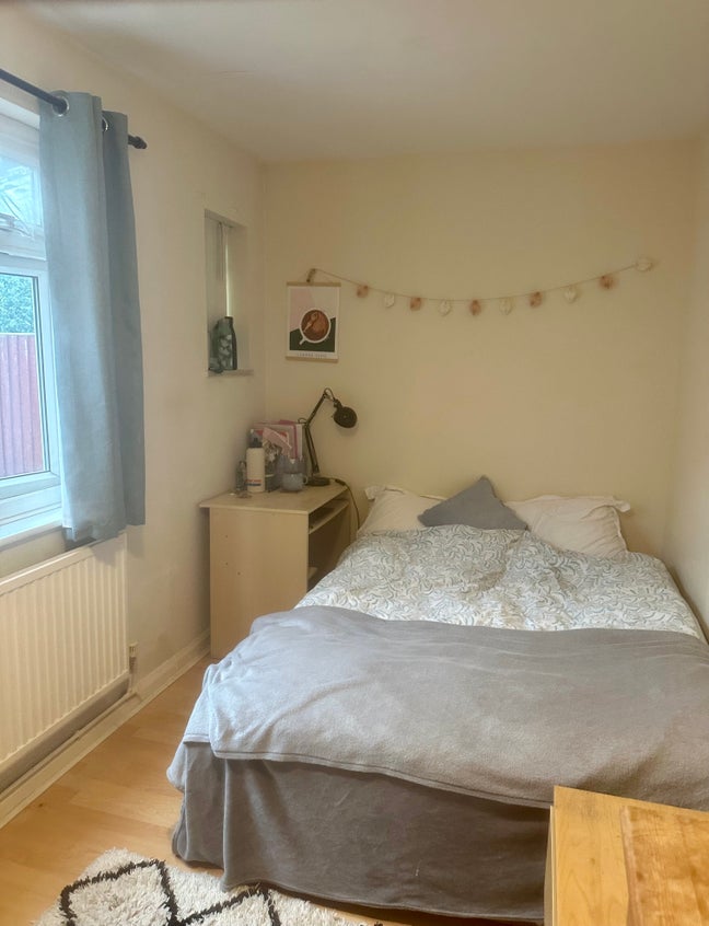 Double room to rent in CB4 Main Photo